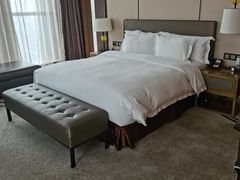 -天津梅江中心皇冠假日酒店