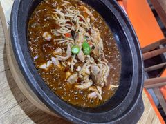 -极有家小鱼小鸡石锅煲(佳兆业店)