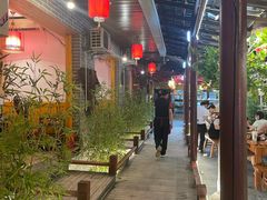 -三道苗苗鱼·美蛙黄辣丁(八里店)