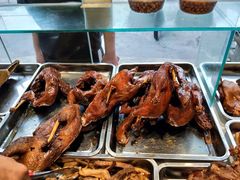 -王浩儿纪六孃甜皮鸭(乐山总店)