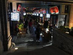 -陈仓老街美食天地