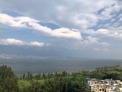 -大理洱海龙湾假日酒店