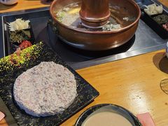 -洞庭洲·防空洞火锅·铜锅涮肉·烧烤(新百广场店)