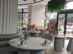-必胜客(大坪英利店)