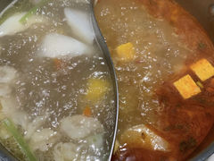 牛腩鸳鸯锅-左庭右院鲜牛肉火锅(浦江欢乐颂店)