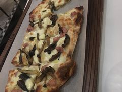 -卡佩罗意大利餐厅及酒吧Al Cappello Trattoria