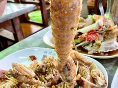 -四川小胡子海鲜(丁村万人海鲜广场店)