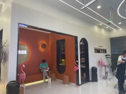 -CE·专业蛋白•羽毛接发·潮色烫染品牌店
