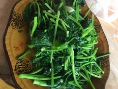 炒时令蔬菜-韩妹鱼庄·泸定老字号(泸定店)