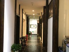 -鸭王烤鸭店(三里河店)