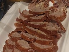 精品烤鸭-宝轩渔府·老字号海鲜·正宗津菜(水上店)