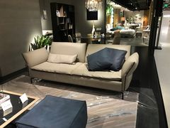 -剪刀石头布家居广场