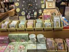 -猫的天空之城概念书店(苏州平江店)