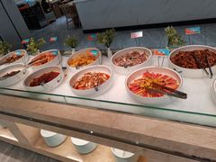 自助取餐区-绿岛港轩海鲜烤肉涮锅自助餐厅