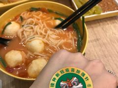 -谭仔米线(皇庭广场店)