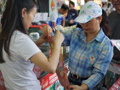 -三亚火车头万人海鲜广场