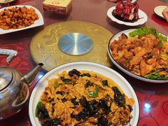 -绿岛酒楼(小海地店)