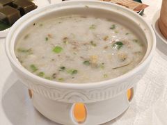 -景月阁空中食府(希尔顿酒店)