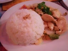 -Lanterns Vietnamese Restaurant