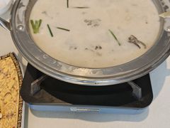 鮰鱼头鱼二吃奶汤-巴陵全鱼席(湖南老字号汴河街店 )