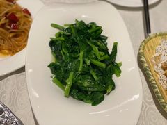 清炒豌豆尖-辣婆婆(航天桥店)