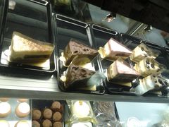 -可稵咖啡面包蛋糕(休斯顿店)