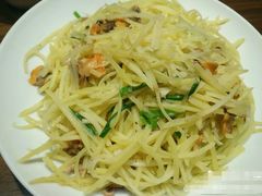 土豆丝炒毛蚬肉-将相和·海鲜蒸饺大连菜