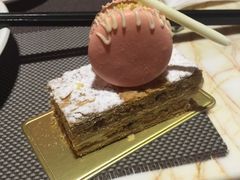 iphone_upload_pic-城市名人酒店喝彩西餐厅(人民南路店)