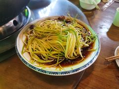 -都江堰石锅鱼