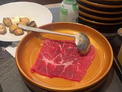 -牛YO寿喜烧·铁板烧和牛火锅自助(市府恒隆店)
