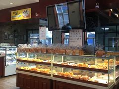 面包甜点陈列柜-老鼎丰(靖宇街总店)