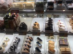 面包甜点陈列柜-樱花糕坊(海寿街店)