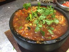 -茂县小辣椒川菜馆-羌家铜锅土火锅