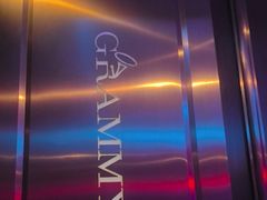 -格莱美量贩式KTV(奥帆店)