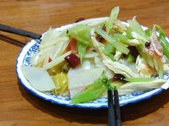 素拼盘-老西安韩记三鲜煮馍(四府街店)