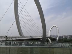 -南京眼步行桥