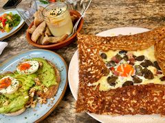 鸡蛋蘑菇熏肉荞麦可丽饼-RAC BAR(安福路店)