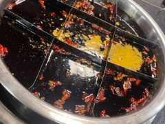 老锅底-邓莽子老火锅(中兴路总店)