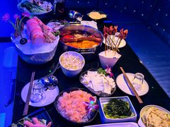 -唯爱KTV聚会餐厅(仙林东城汇店)