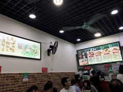 大堂-五谷渔粉(区庄店)