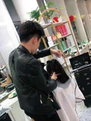 -PE SALON 