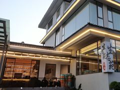 -生态苑农庄(十里画廊遇龙河店)