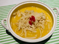 -桂满陇·蟹黄小笼汤包(环球港店)