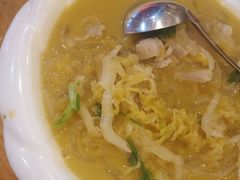 酸菜猪肉炖粉条-鹤乡东北菜(崮山路店)
