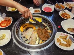 -木槿花韩式炭烤·熟成肉工坊(孙文东路店)