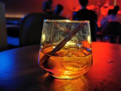 -TZ House音乐现场(来福士中心店)