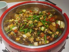 -饭饱香土碗菜(新科店)