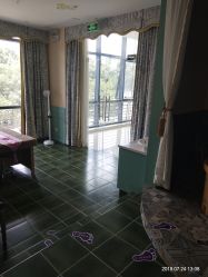 -静博士养生美容连锁