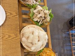 -菌海森林·非遗野生菌火锅(西山区滇池路摩根道店)