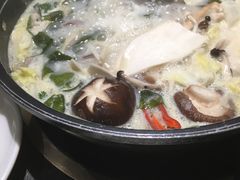 -煲宫猪肚鸡(昆山金鹰国际购物中心店)